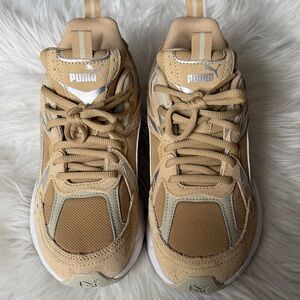 NWOT Puma Beige Athletic Sneakers, women’s size 7